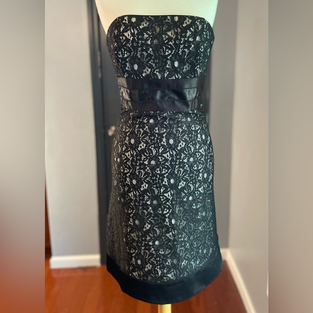 WHBM Elegant Black Lace Strapless Evening Cocktail Wedding Dress